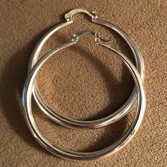 Sterling silver hoops - Picture 2 of 2